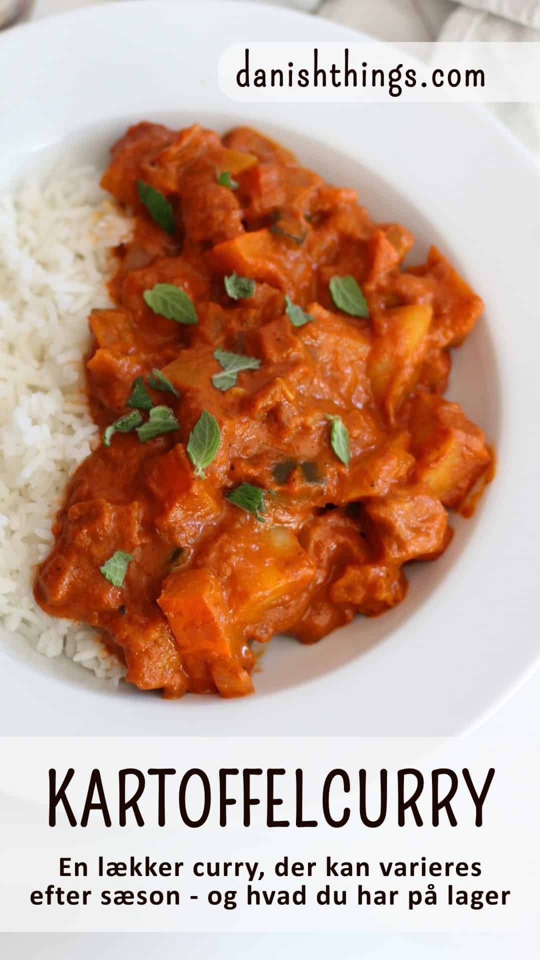 Kartoffelcurry året rundt! Lav favoritten kartoffelcurry med græskar og squash, grundopskriften kan tilpasses sæsonens danske grøntsager. Perfekt til både hverdag og weekend.  © Christel Parby - danishthings.com #DanishThings #kartoffelcurry #sæsonmad #vegetarisk