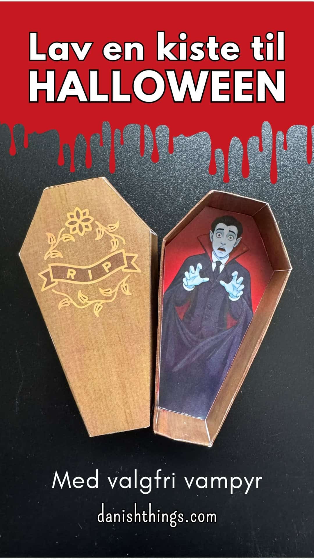 Klip, fold og lim din egen kiste til Halloween – og (u)hygge. Lav din egen kiste af papir med gratis print og en trin-for-trin-vejledning, der viser, hvordan du folder og limer delene sammen. Find opskrifter, gratis print og inspiration til årets gang på danishthings.com © Christel Parby #DanishThings #kiste #vampyr #dracula #HalloweenDIY #Halloweenpynt #Papirkiste #GratisSkabeloner #Halloweenkiste #Papirpynt #GratisPrint #PrintSelv #KreativMedPapir #PapirDIY